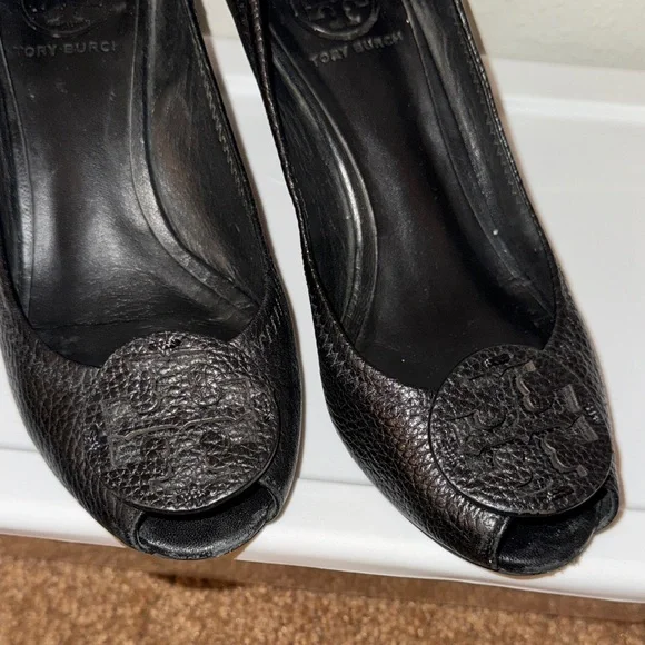 Tory Burch Black Leather Peep-Toe Heels - Picture 3 of 9